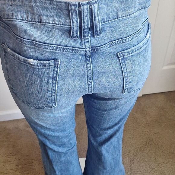 Kut From The Kloth Retro Flared Bell Jeans Blue Distressed Y2k Denim, Size 10 - Picture 3 of 8